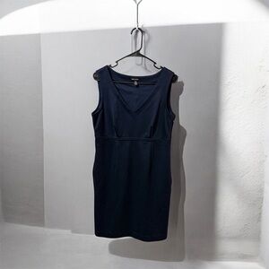George dress for women, size M (8-10), dark blue color.